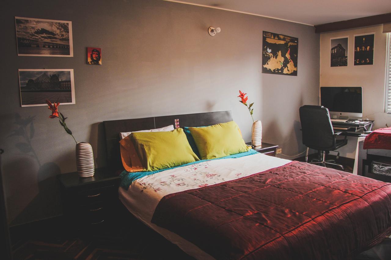 Auberge de jeunesse Ak 82 *